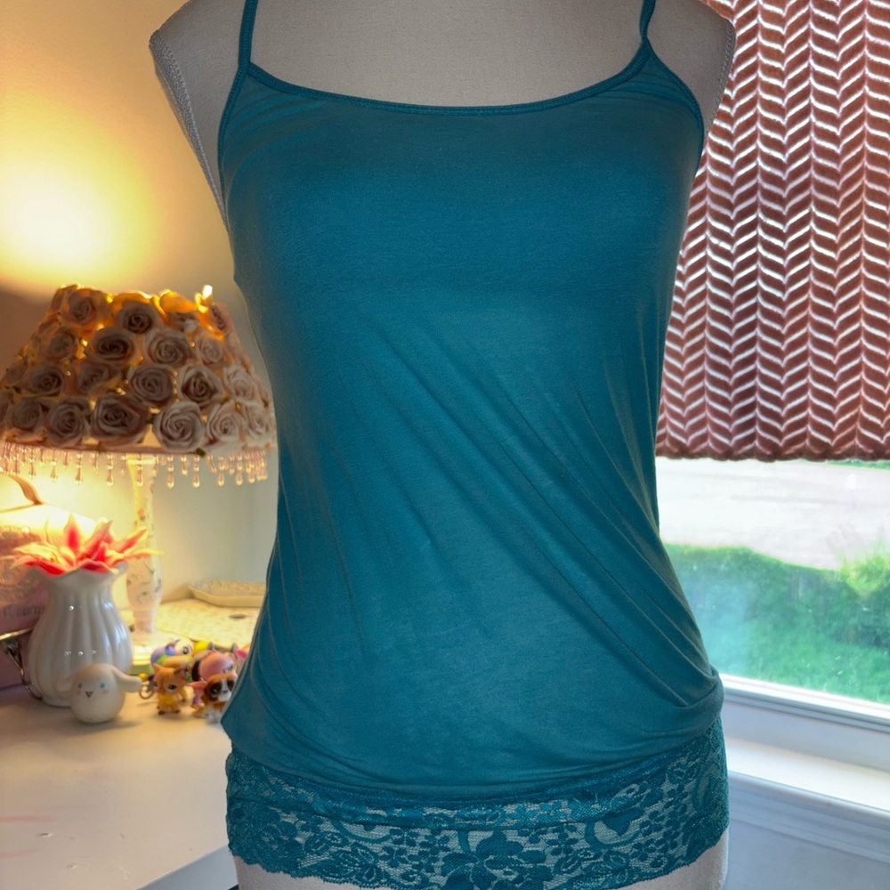 Source Unknown Blue Fitted Camisole with Lace Trim